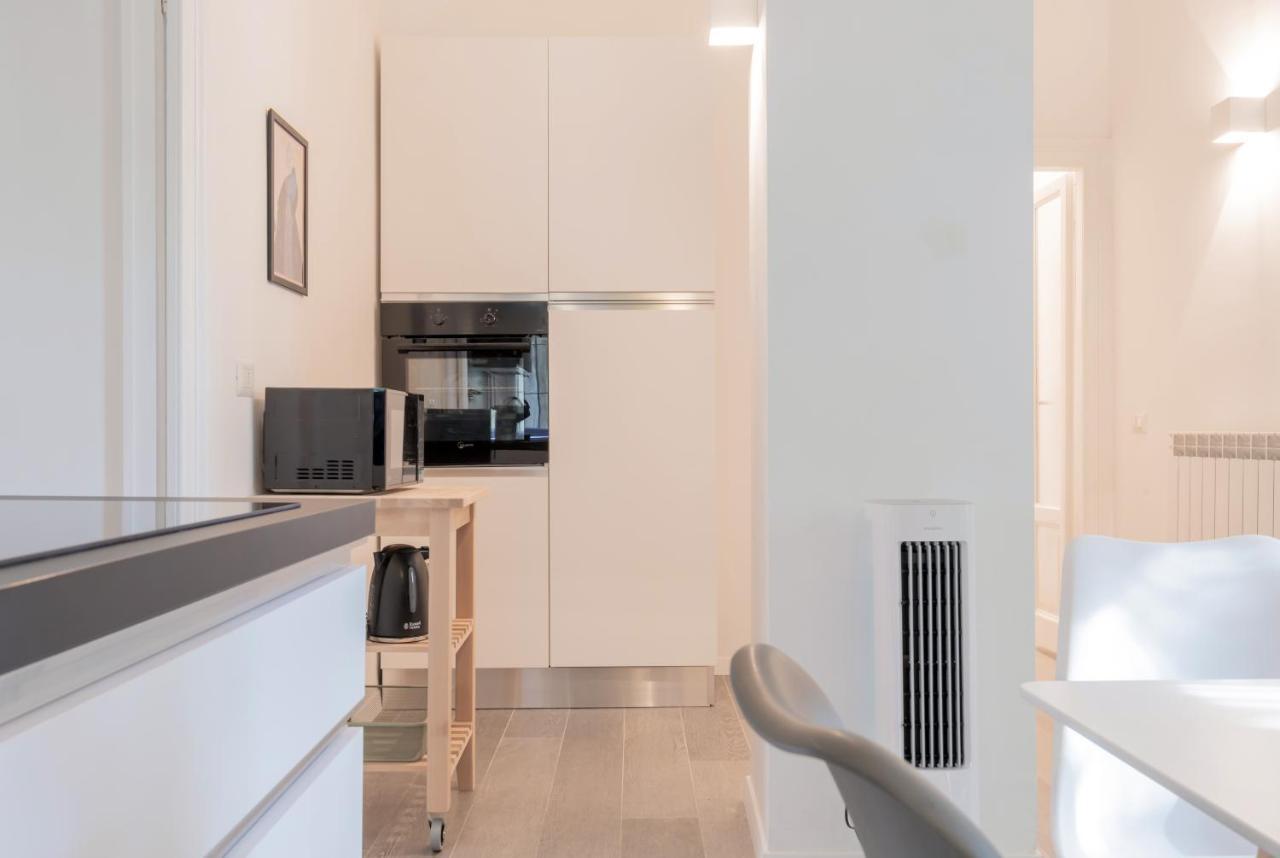 Duomo-Navigli Charming And Modern With Fast Wifi Apartment Milan Exterior photo