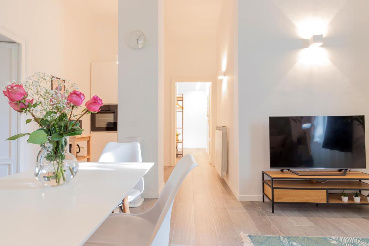 Duomo-Navigli Charming And Modern With Fast Wifi Apartment Milan Exterior photo